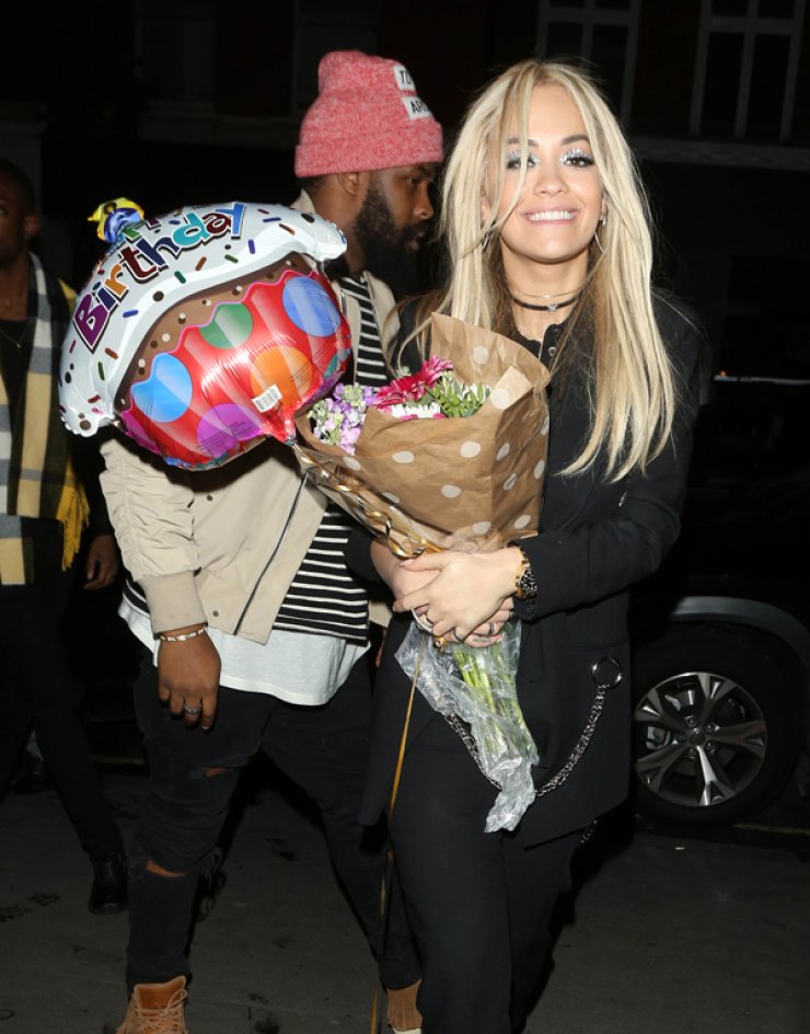 Η Rita Ora έγινε 25 χρονών και το γιορτάζει [εικόνες]