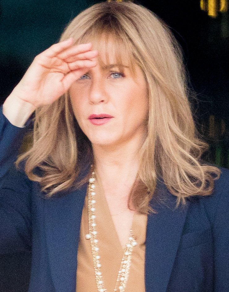 Η εκπληκτική αλλαγή στο look της Jennifer Aniston [εικόνες]