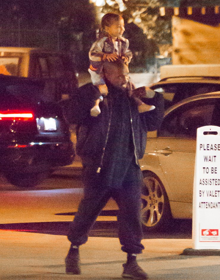 Kanye West: Τρυφερές στιγμές με την κόρη του [εικόνες]