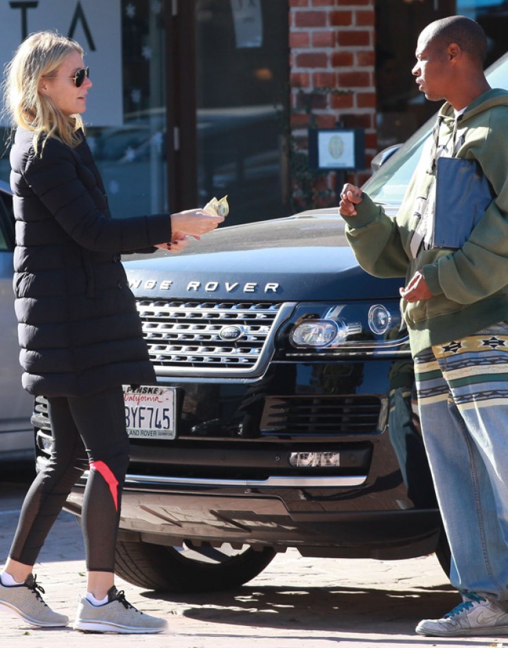 Gwyneth Paltrow: Η βοήθεια που προσέφερε σε άστεγους [εικόνες]