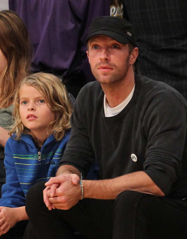 Οι τρυφερές στιγμές διάσημου τραγουδιστή με το γιο του [εικόνες]