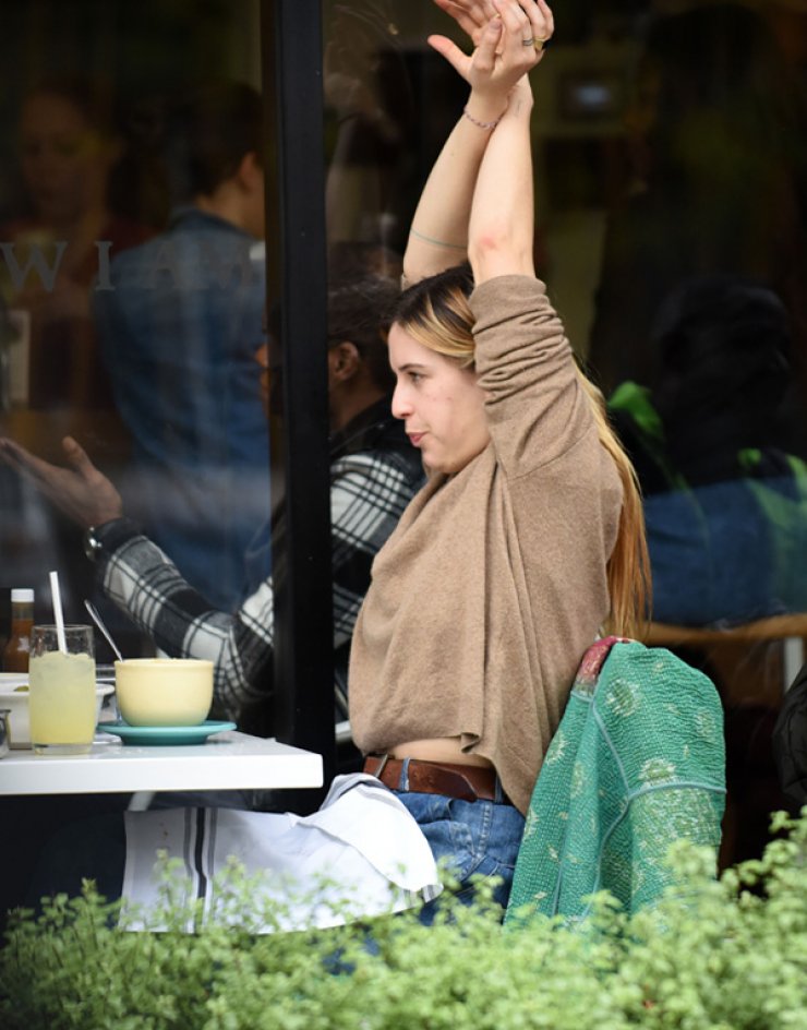 Το νέο αμόρε κόρης διάσημου ηθοποιού [εικόνες]