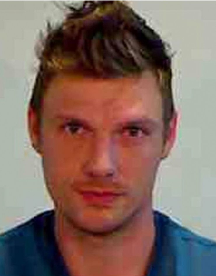 Συνελήφθη τραγουδιστής διάσημου boyband [εικόνες]