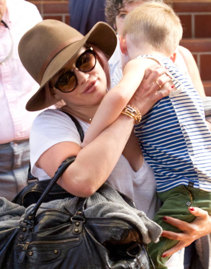 Ποια διάσημη ηθοποιός κάνει διακοπές με τον πρώην σύζυγό της; [εικόνες]