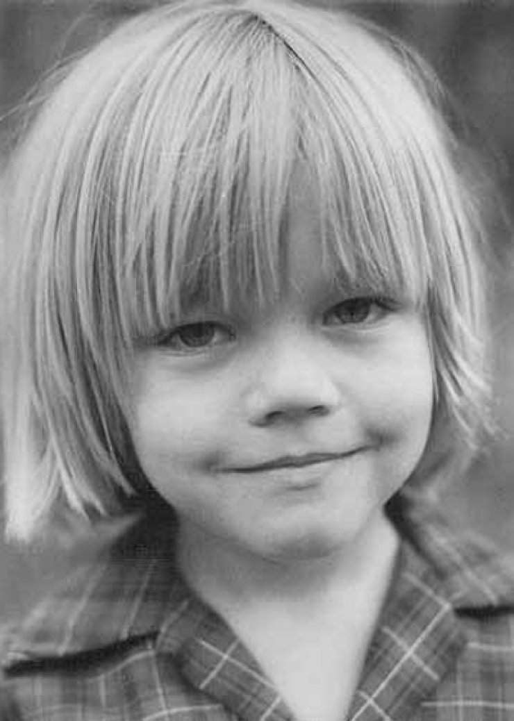 Αναγνωρίζετε ποιος σταρ είναι το χαριτωμένο μωράκι; [εικόνα]