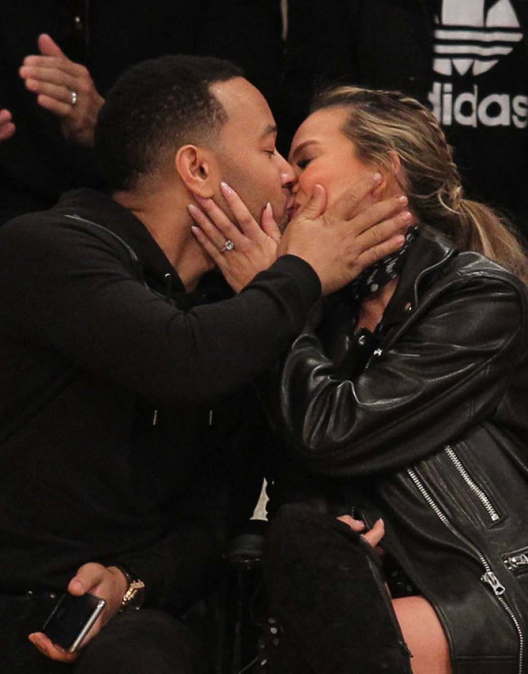 Στάζει μέλι διάσημο ζευγάρι σε νέα του εμφάνιση [εικόνες]