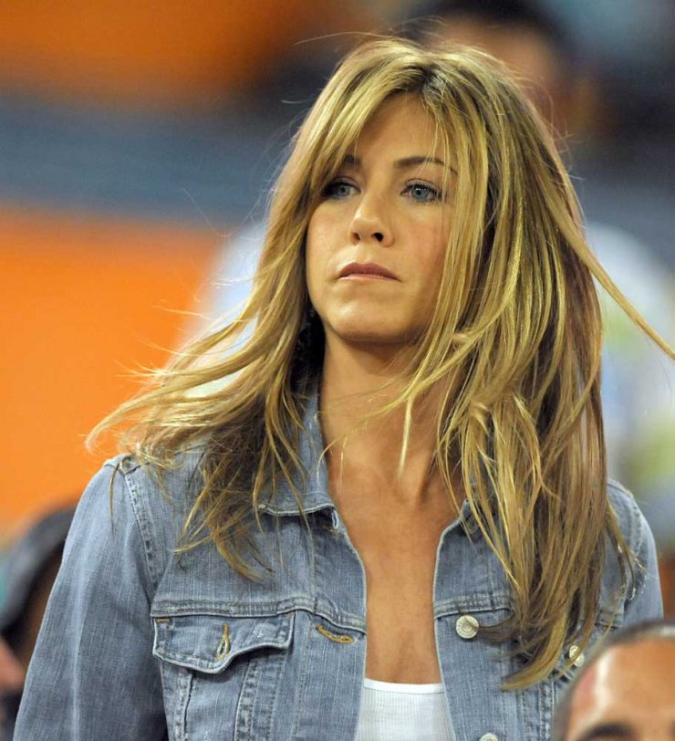 Διαψεύδει ο εκπρόσωπος της Aniston πως είναι έγκυος!