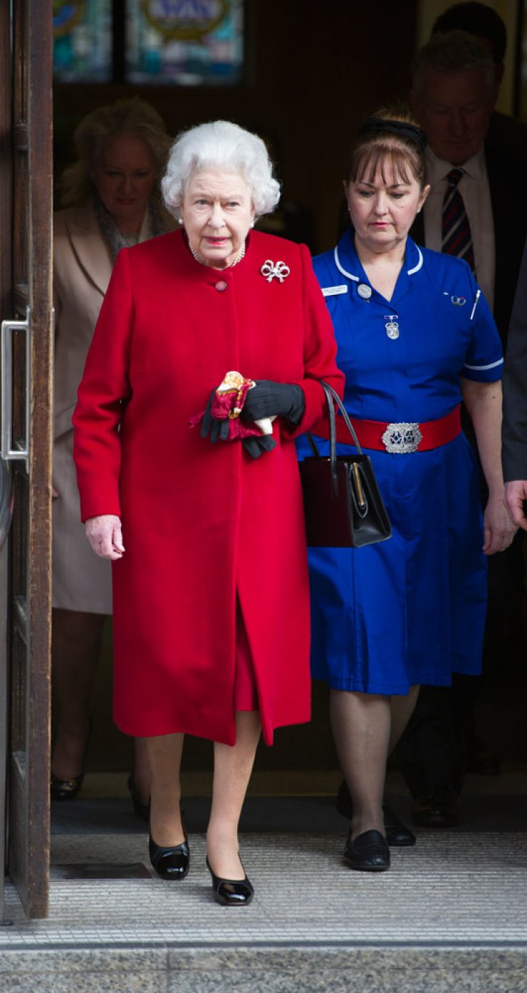 Η Βασίλισσα Ελισάβετ βγήκε από το νοσοκομείο