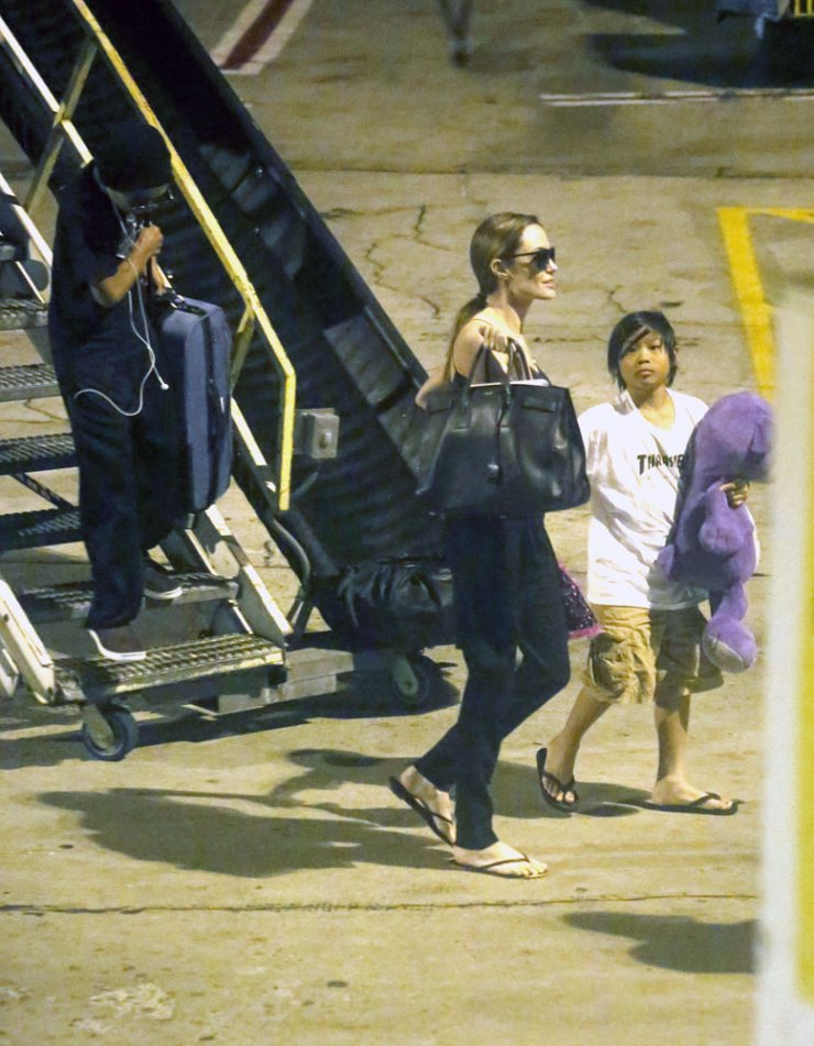 Angelina Jolie: Στο Λος ‘Αντζελες χωρίς τον Brad