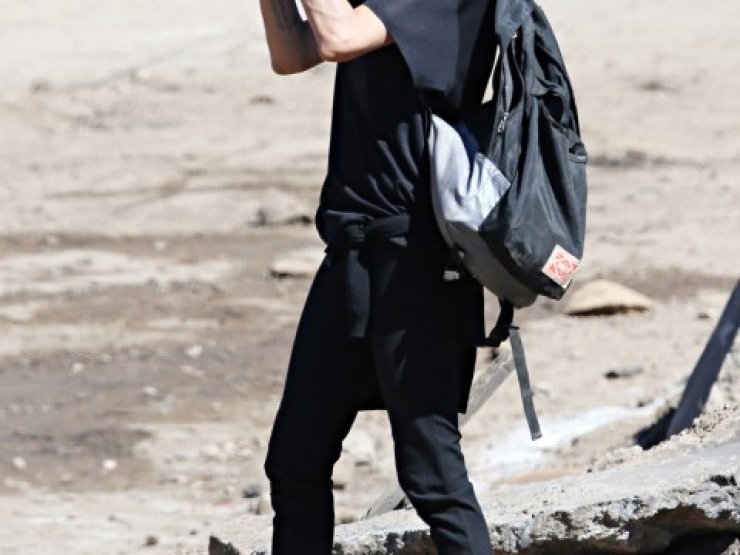 Αποστεωμένη εμφανίζεται πανεμορφή και πασίγνωστη ηθοποιός του Hollywood!