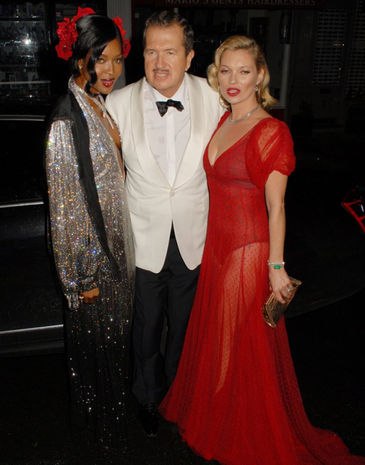 O πιο διάσημος φωτογράφος Mario Testino έγινε 60 ετών [εικόνες]