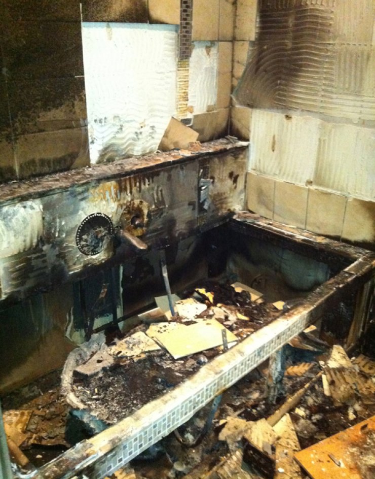 Δείτε το καμένο σπίτι διάσημου ποδοσφαιριστή [εικόνες]