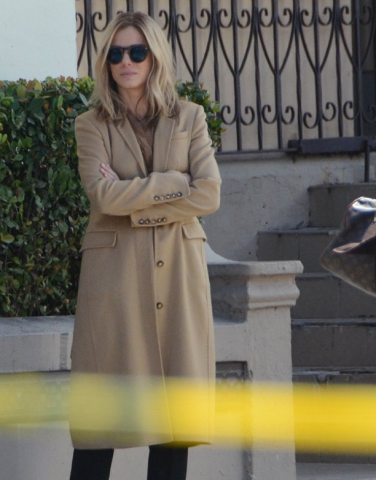 Τι κάνει η Sandra Bullock στο Puerto Rico; [εικόνες]