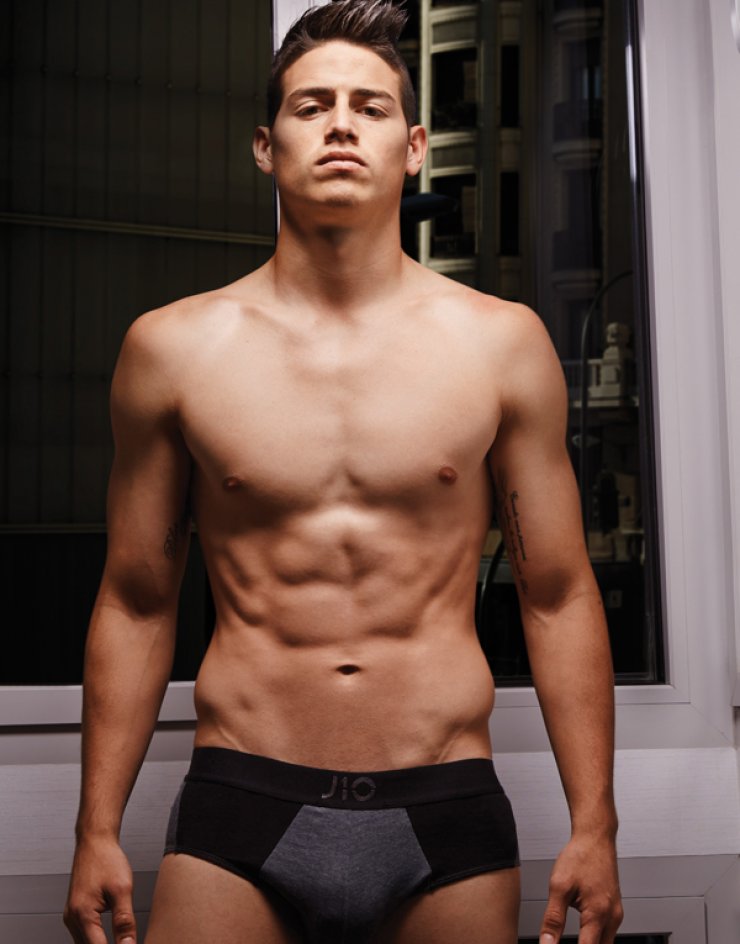 Ποδοσφαιριστής της Real Madrid τα έβγαλε όλα στη φόρα! [εικόνες]