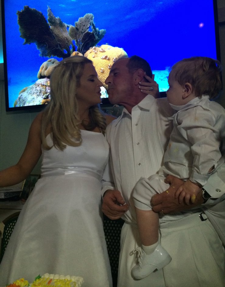 Παντρεύτηκε ο πατέρας της Lindsay Lohan [εικόνες]