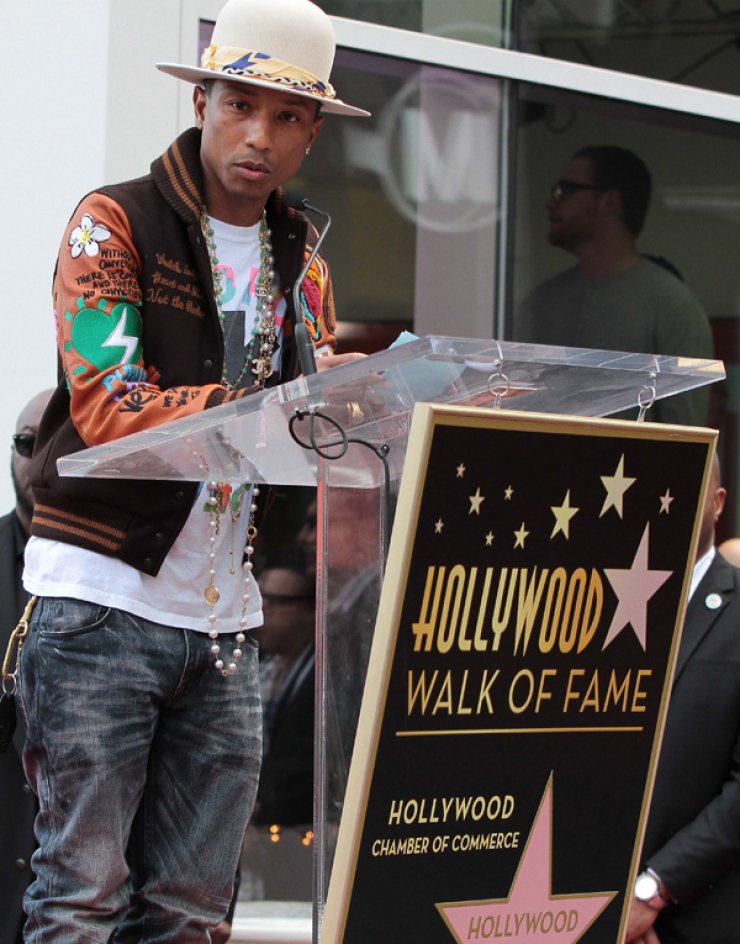 Pharrell Williams: Απέκτησε το δικό του αστέρι [εικόνες]