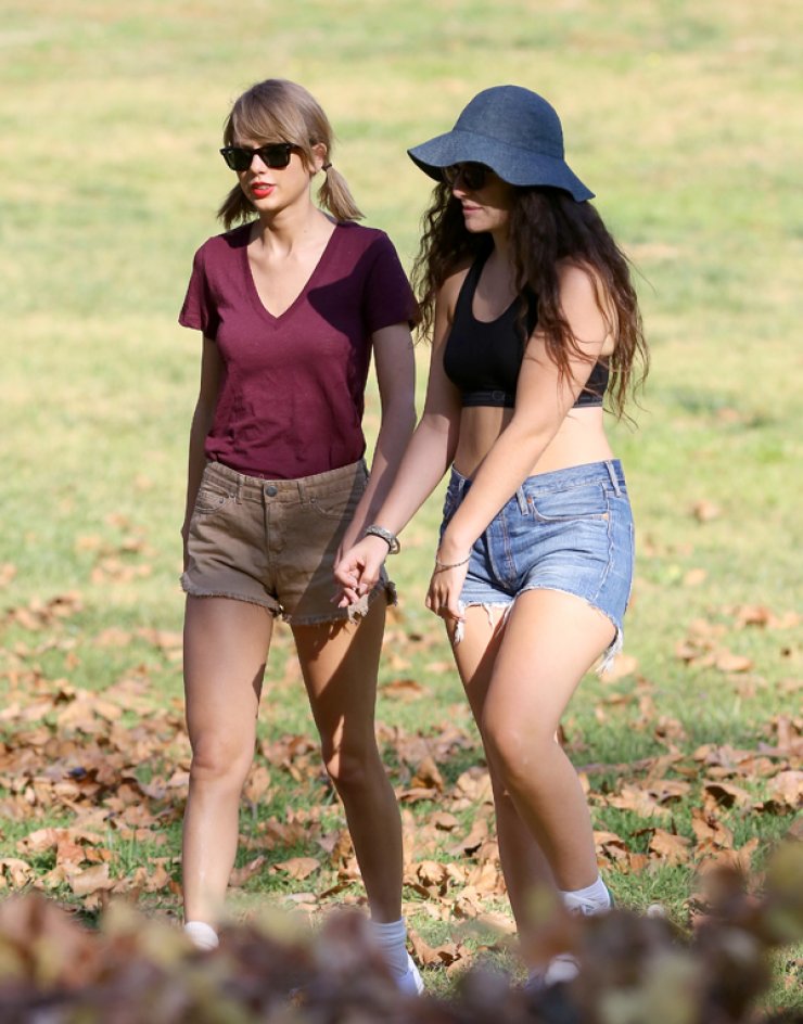 Ποια είναι η καλύτερη φίλη της Taylor Swift; [εικόνες]