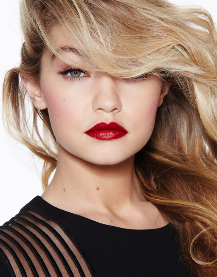 Ποιο είναι το νέο πρόσωπο της Maybeline; [εικόνα]