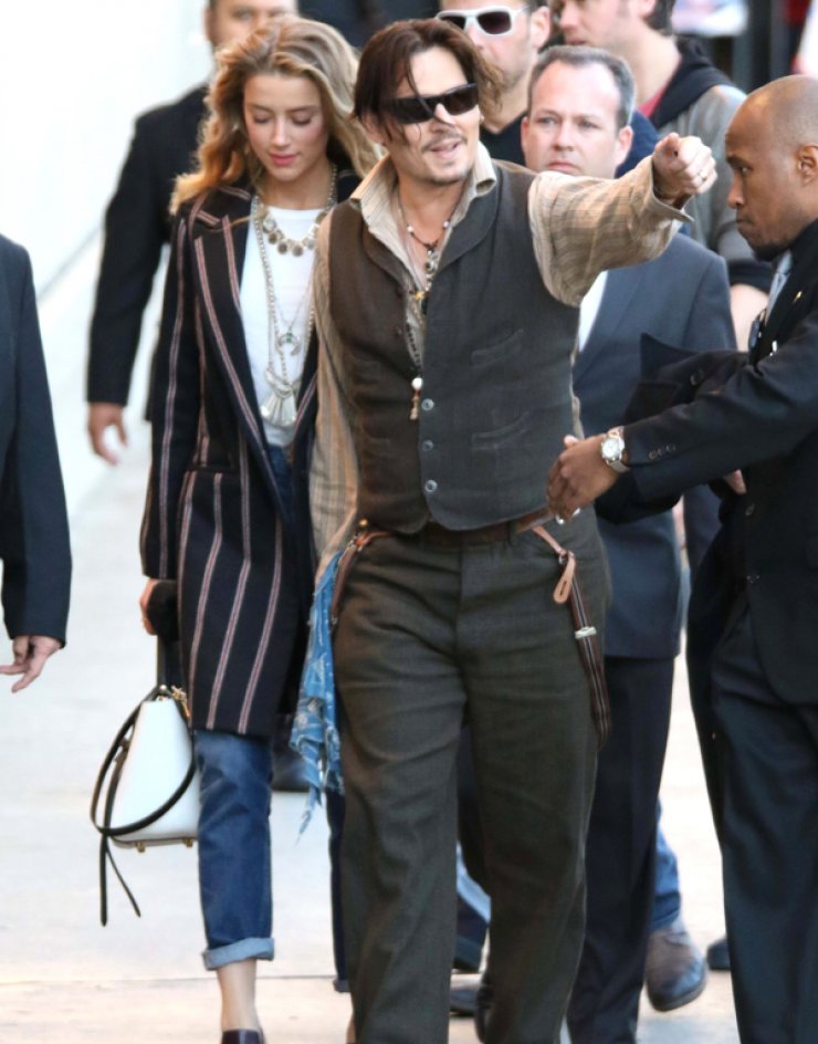 Johnny Depp: Τελικά θα το πάρει το κορίτσι; [εικόνες]
