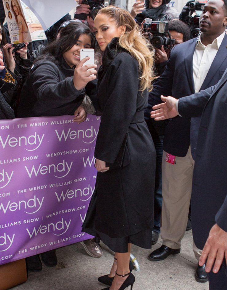 Jennifer Lopez: Λατρεύει τους θαυμαστές της [εικόνες]