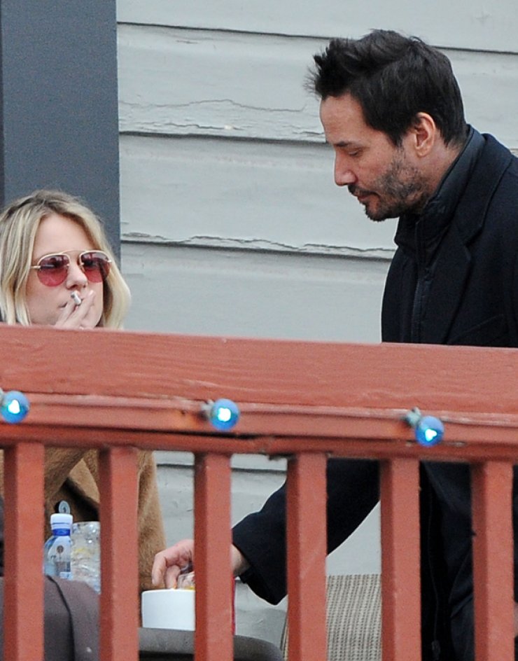 Ερωτευμένος ο Keanu Reeves; [εικόνες]