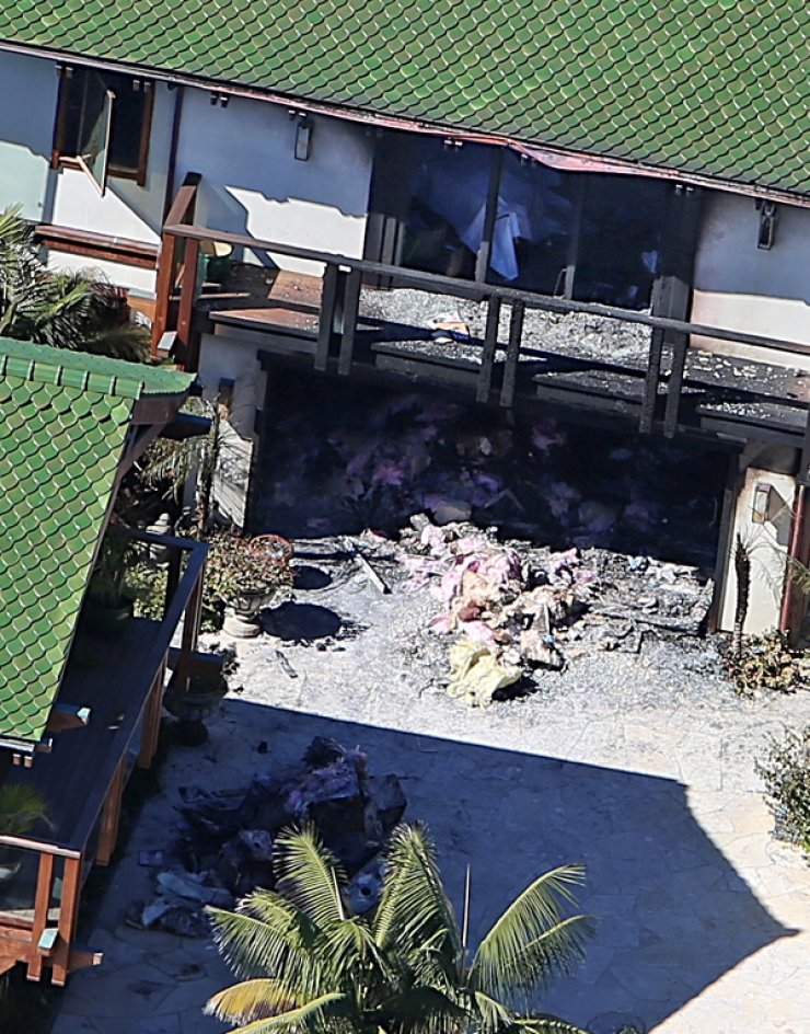 Τεράστιες ζημιές στο σπίτι διάσημου ηθοποιού από φωτιά [εικόνες]