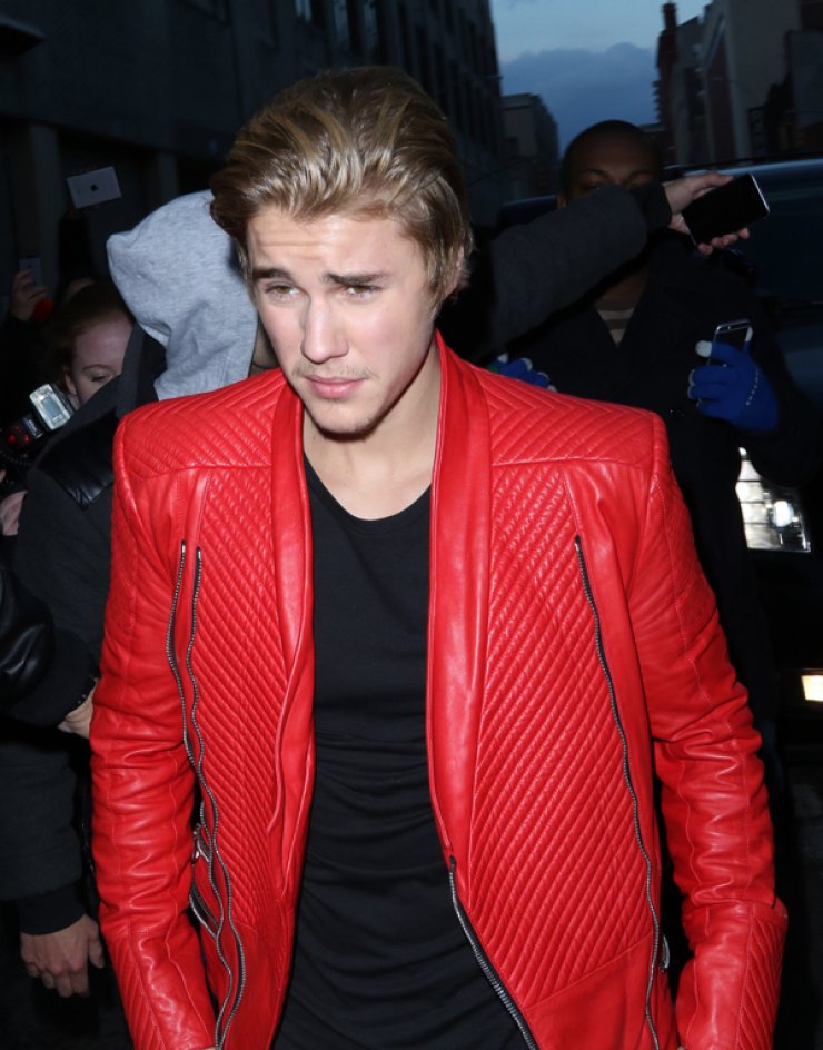 H απίστευτη αλλαγή του Justin Bieber [εικόνες]