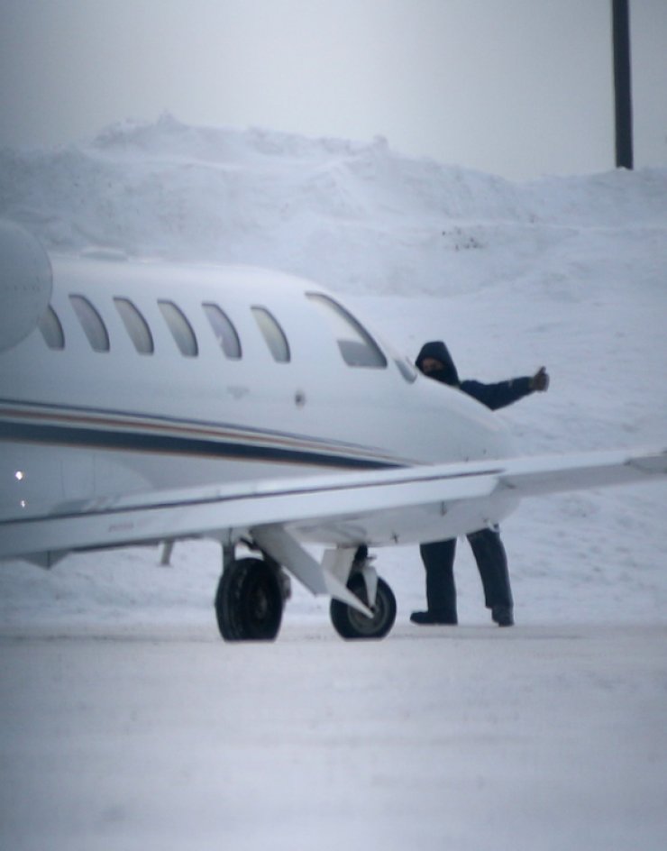 Απαγορεύτηκε η είσοδος γνωστού τραγουδιστή στον Καναδά [εικόνες]