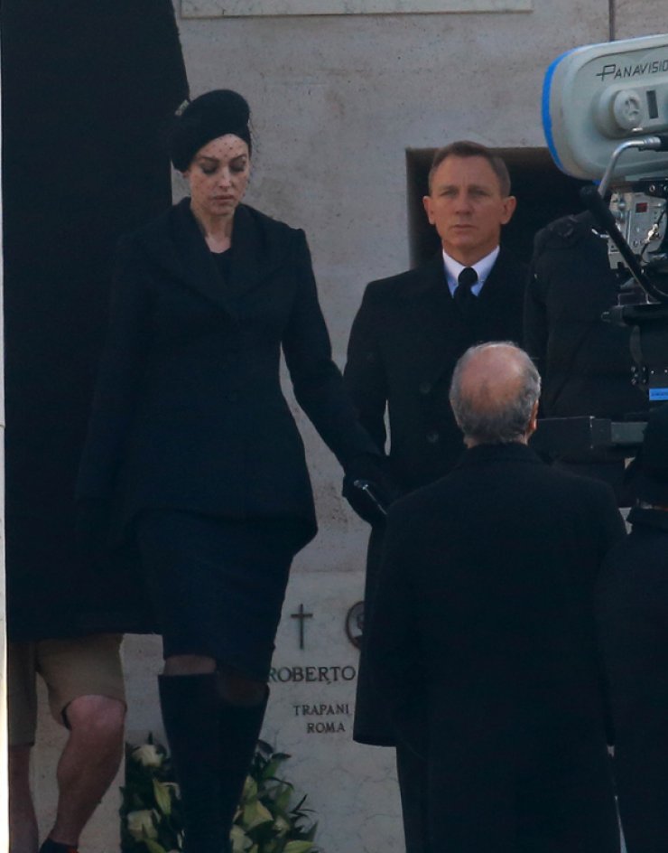 Αυτό είναι το νέο κορίτσι του James Bond [εικόνες]