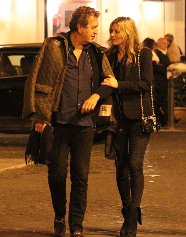 Η Kate Moss χαλαρώνει στη Ρώμη [εικόνες]