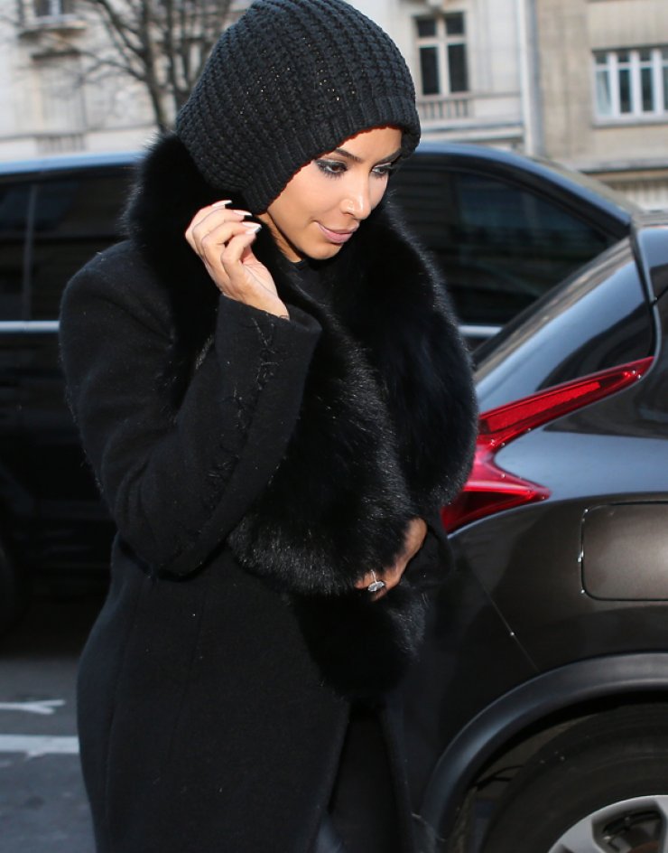 H Kim Kardashian στο Παρίσι και πάλι [εικόνες]