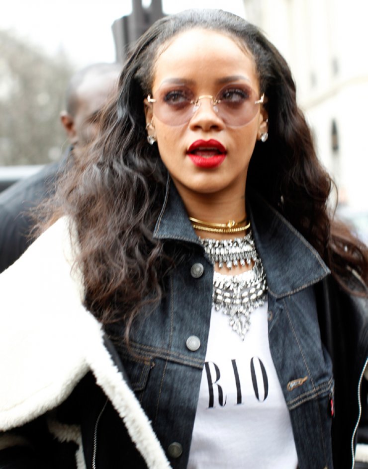Και η Rihanna στο Παρίσι [εικόνες]