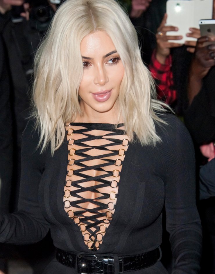 H Kim Kardashian άλλαξε και πάλι το χρώμα των μαλλιών της [εικόνες]