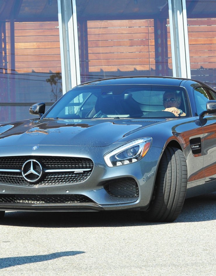 Αυτό είναι το νέο πολυτελές αυτοκίνητο της Ellen Degeneres [εικόνες]