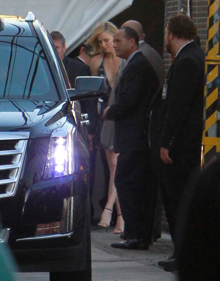 H Charlize Theron και ο Sean Penn επισκέφθηκαν τον πλανητάρχη [εικόνες]