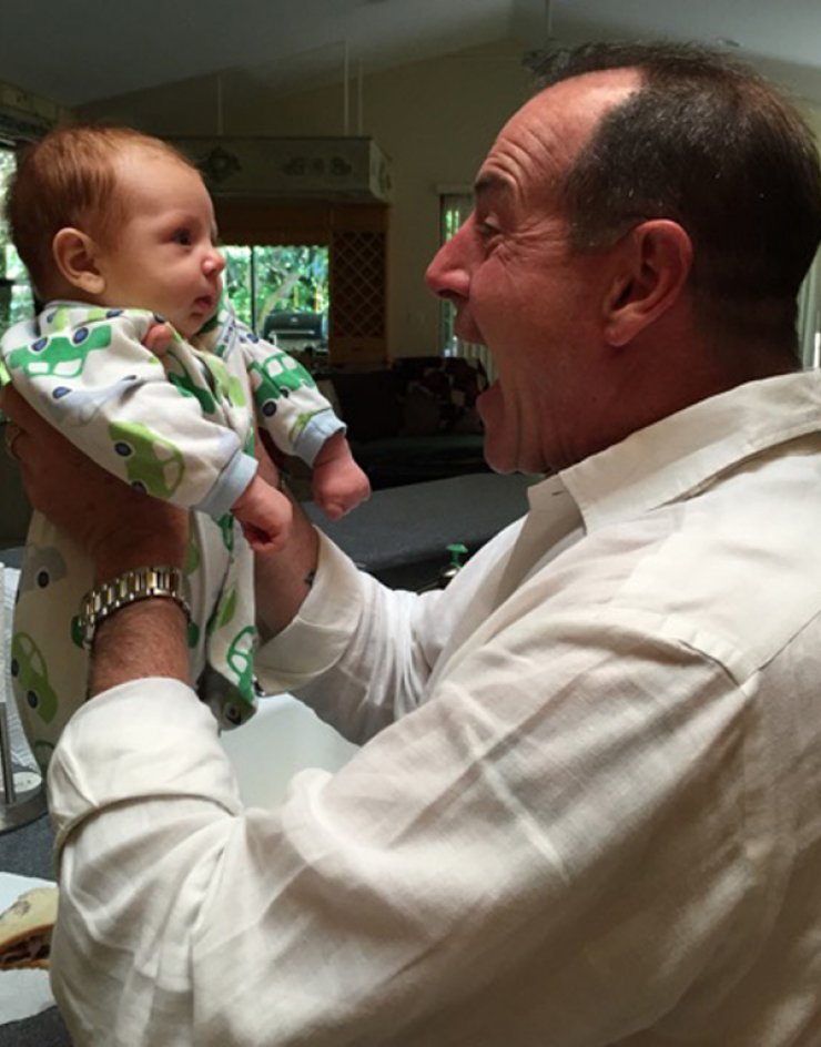 Γεννήθηκε ο ετεροθαλής αδερφός της Lindsay Lohan [εικόνες]