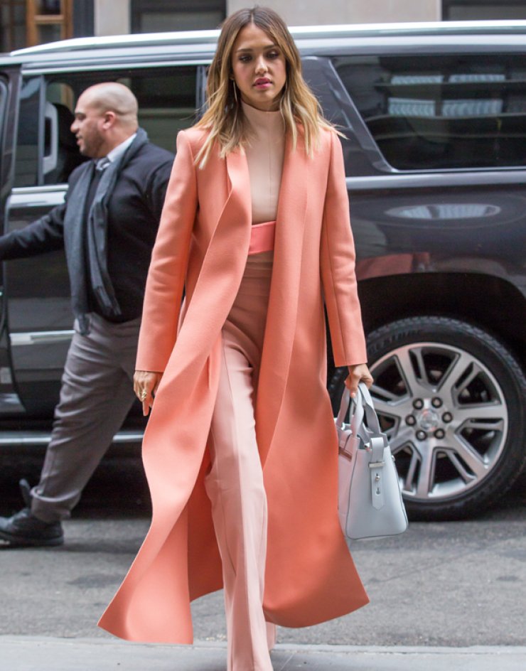 Η Jessica Alba έφερε την άνοιξη [εικόνες]