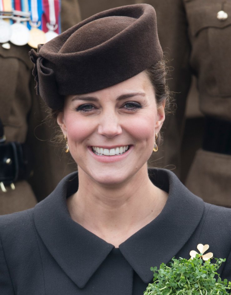 Τι κάνει η Kate Middleton λίγο πριν γεννήσει; [εικόνες]