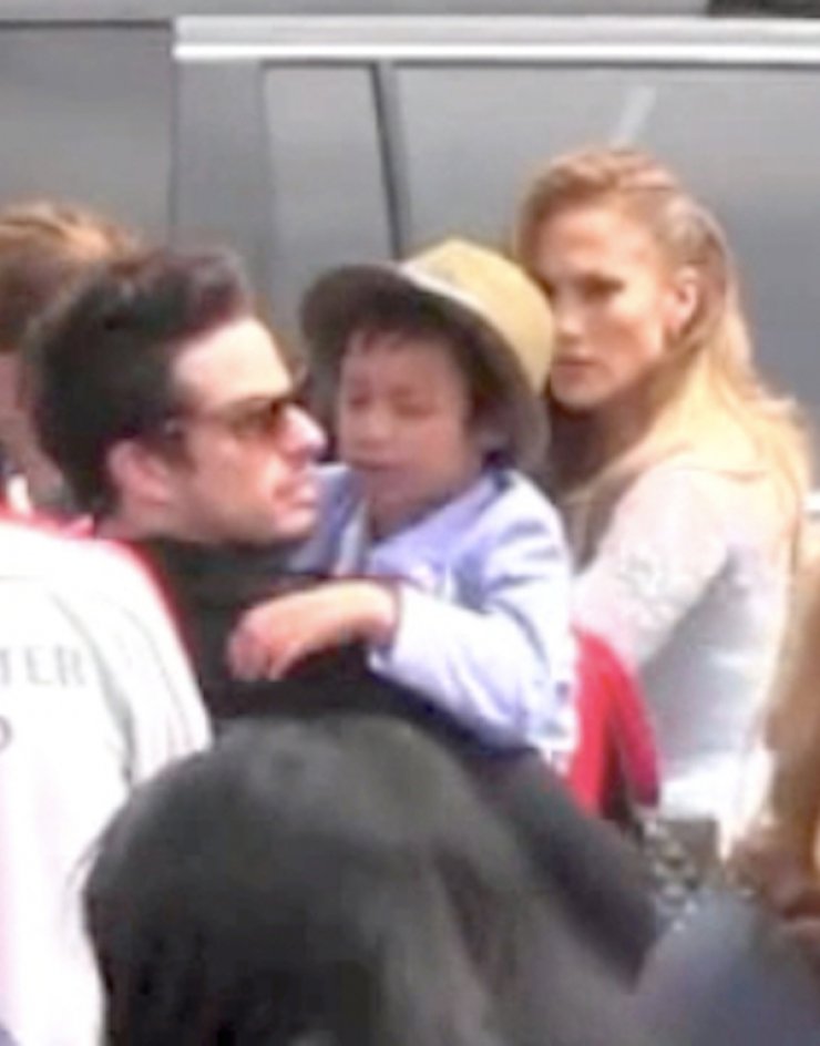 Jennifer Lopez: Κάτι τρέχει με τον πρώην [εικόνες]