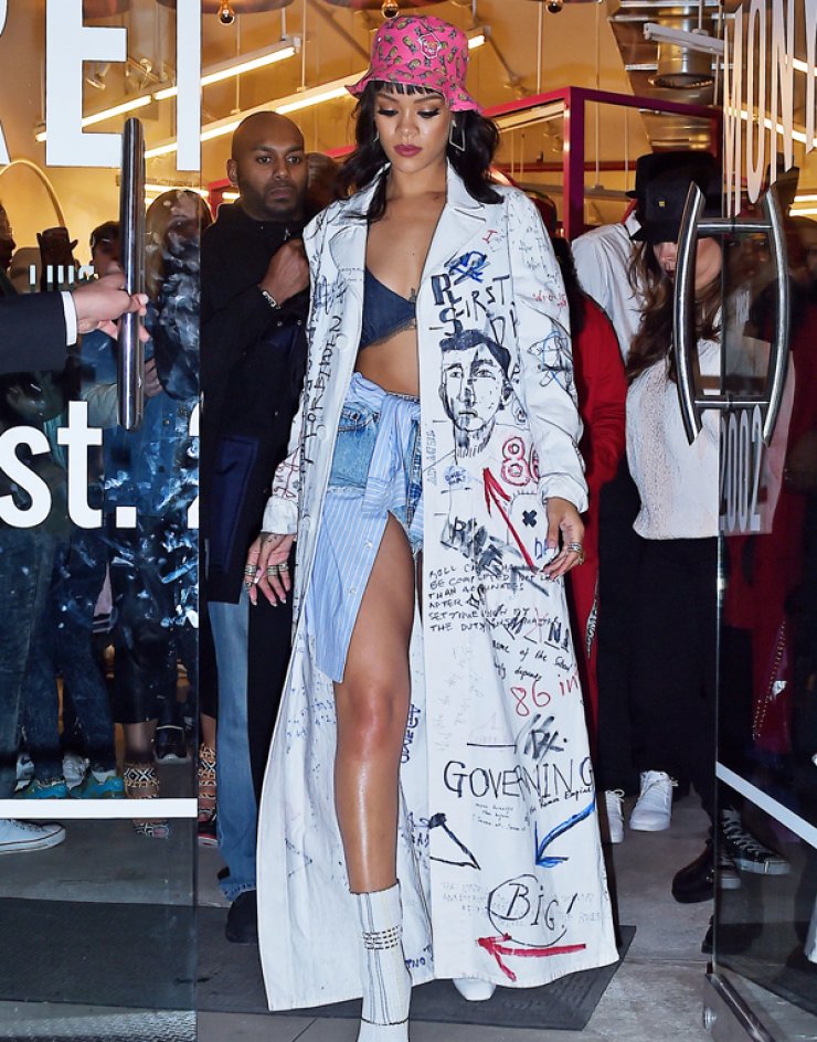Άλλη μία ανατρεπτική εμφάνιση από την Rihanna [εικόνες]