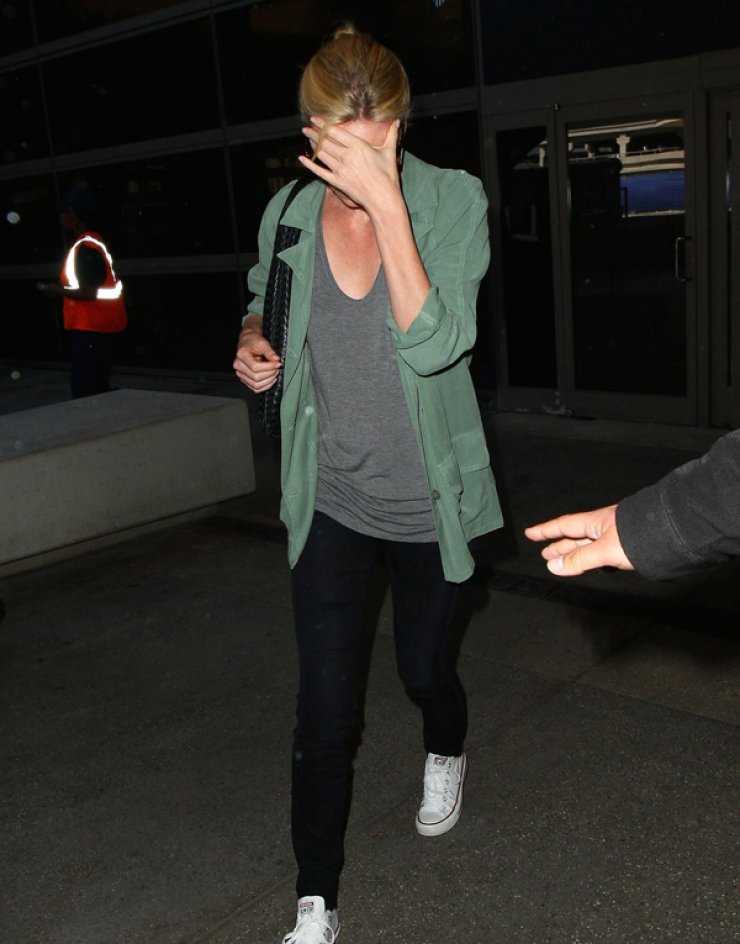 Charlize Theron: Στην Γαλλία για την πρεμιέρα της ταινίας της [εικόνες]