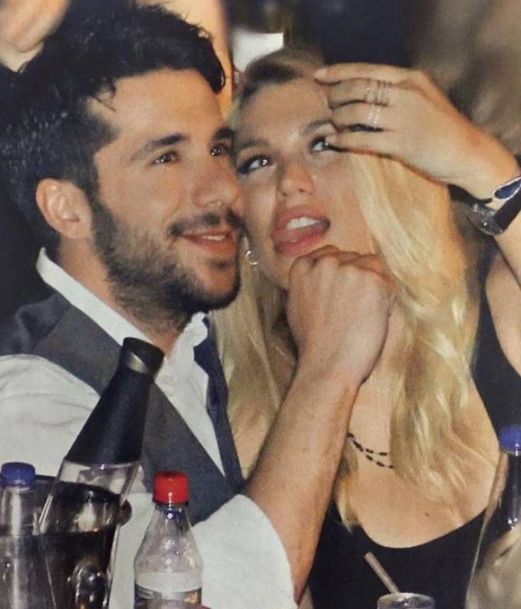 Νέες φωτογραφίες από τον θυελλώδη καβγά της Σπυροπούλου με τον Κοτσοβό!