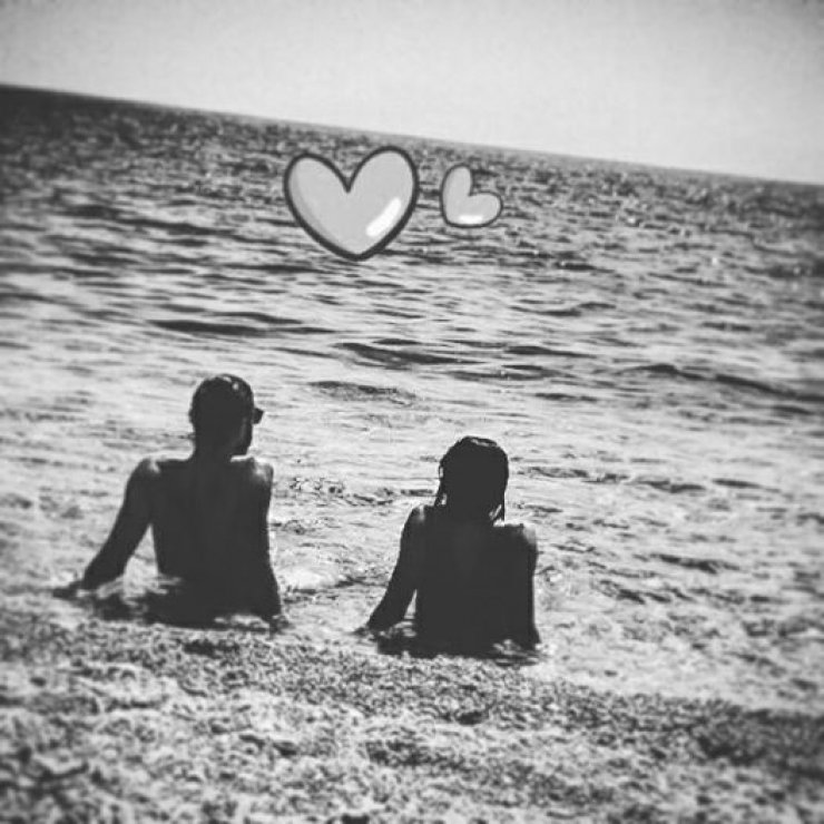 Ζευγάρι της κυπριακής showbiz ζει τον έρωτά του σε ονειρεμένο προορισμό!