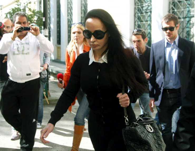 Εξώδικο της Βίκυς Σταμάτη στο γείτονά της