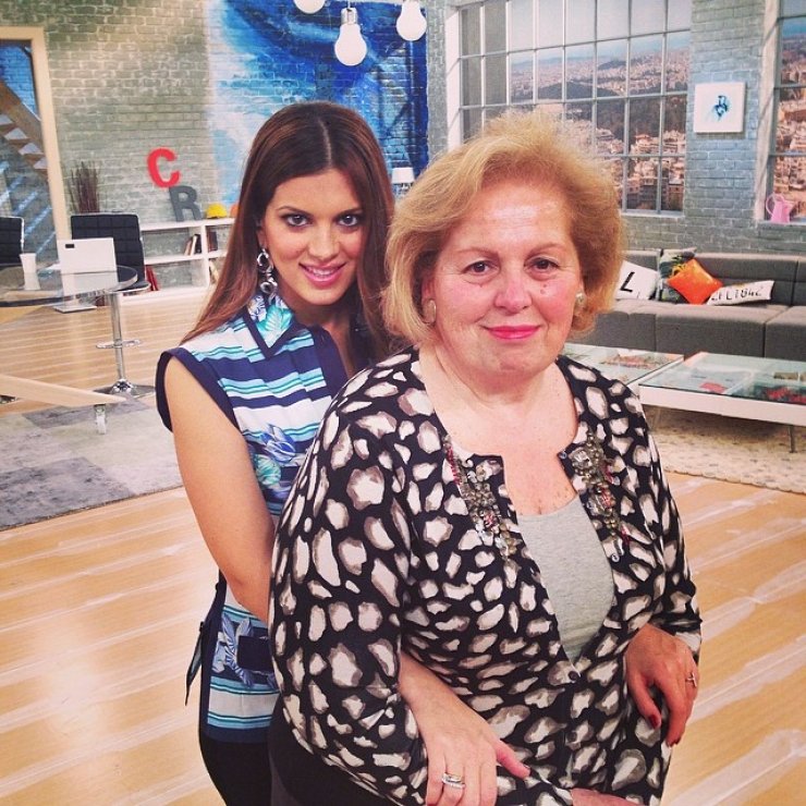 Σταματίνα Τσιμτσιλή: Έκανε πρεμιέρα έχοντας στο πλατό τη μαμά της