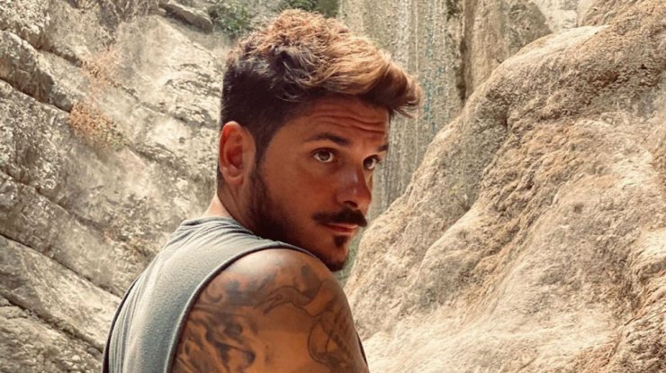 Stan: Τίτλοι τέλους στη σχέση του [βίντεο]