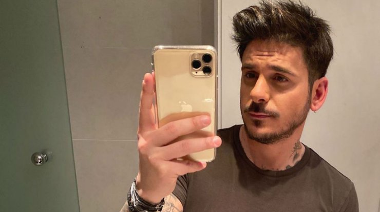 Ο Stan μας έδειξε στο Tik Tok την κούκλα σύντροφό του! [βίντεο]