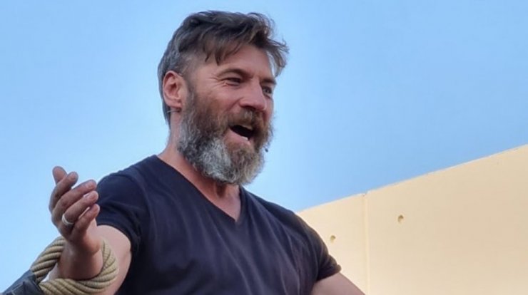 Γιάννης Στάνκογλου: Άλλαξε το look του και μας ξάφνιασε ευχάριστα! [εικόνα]