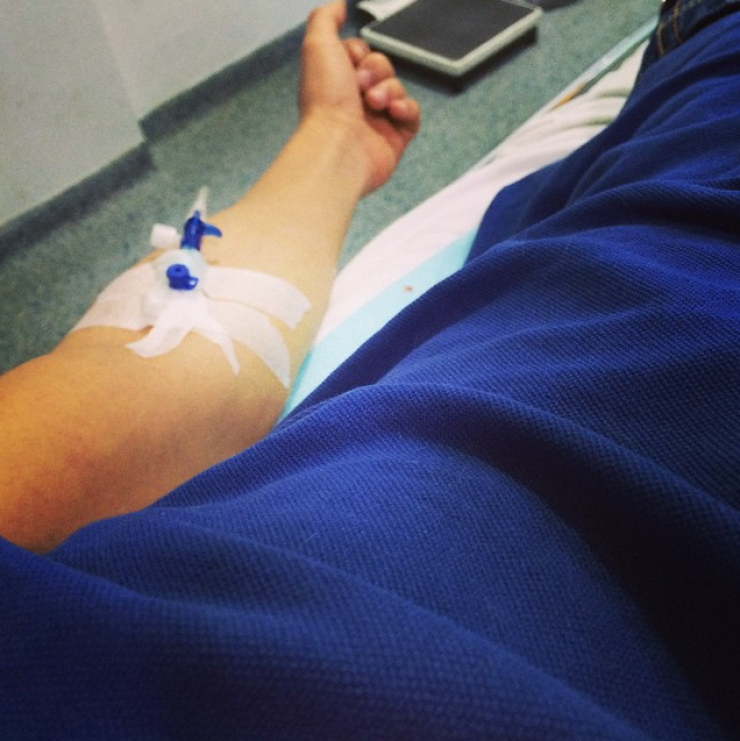 Κύπριος τραγουδιστής στο νοσοκομείο!