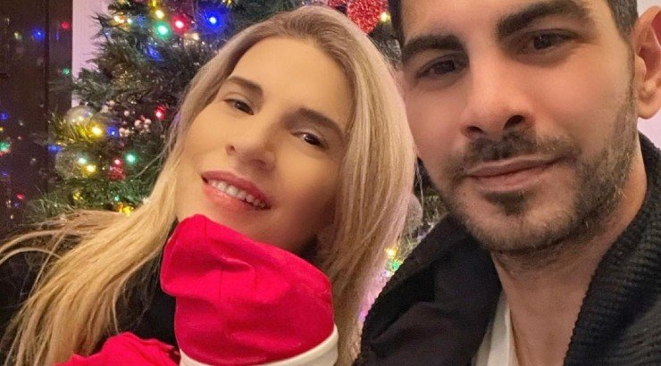 Έλενα Ανδρέου: Ο γιος της έγινε ενός μήνα και μοιράστηκε το πιο τρυφερό στιγμιότυπο [εικόνα]